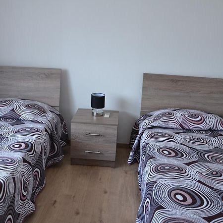 Surf & Sun Holiday Apartments Lemesós Eksteriør bilde