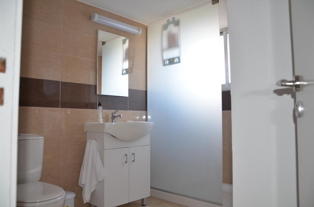 Surf & Sun Holiday Apartments Lemesós Eksteriør bilde