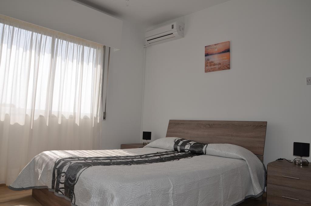 Surf & Sun Holiday Apartments Lemesós Eksteriør bilde