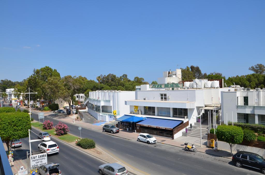 Surf & Sun Holiday Apartments Lemesós Eksteriør bilde